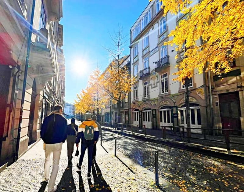 2 hours Porto Walking Tour- Private Service - São Bento Station tiles, then Aliados Avenue’s big-city swagger