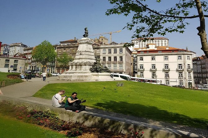 3-Hour Guided Walking Tour of Porto - Dom Luís I Bridge: the guided angle on Porto’s classic views