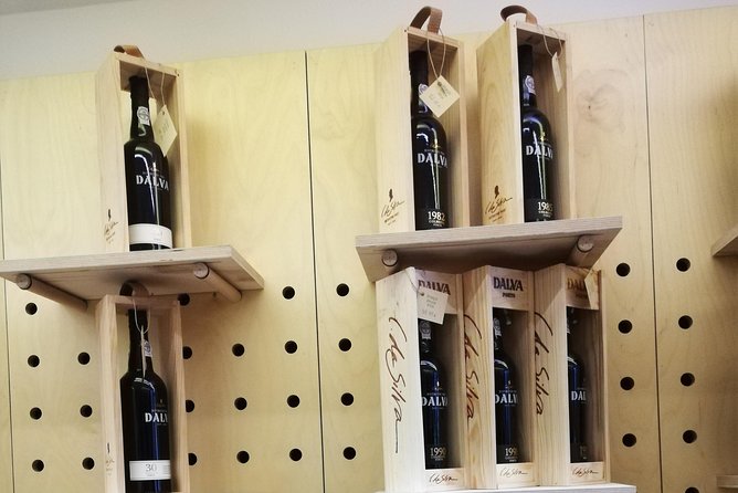 3 table wines & 5 Port wines + Tapas - Price, timing, and value for your $78.60 per person