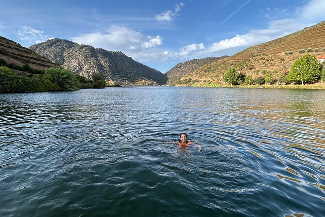 4H Private Boat Trip on the Douro River - Feel the Nature - The cruising section: photos, your playlist, and a toast of Port