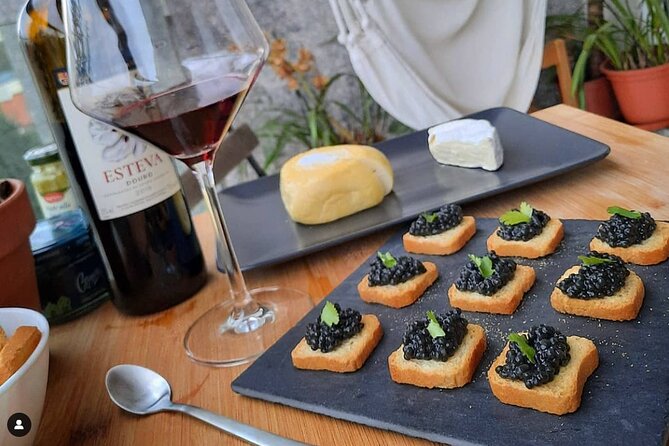 An Unforgettable Evening: Authentic Portuguese Dinner in Porto - Who this is best for in Porto