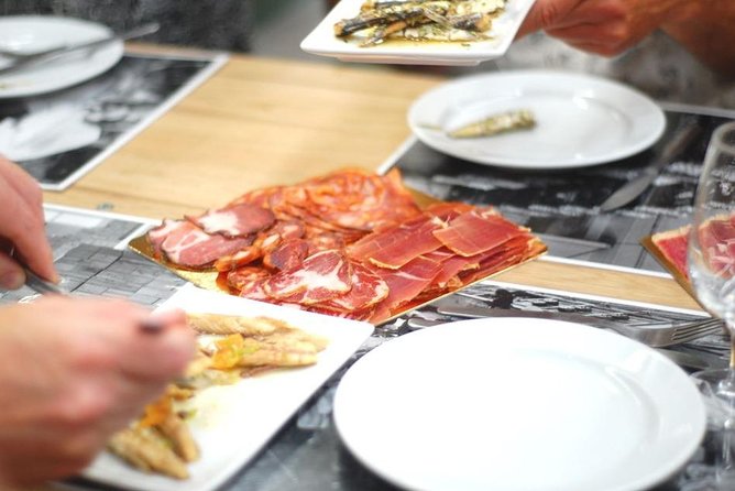 Authentic Porto Food Tour & Market Experience - A 3-hour Porto food plan that stays focused