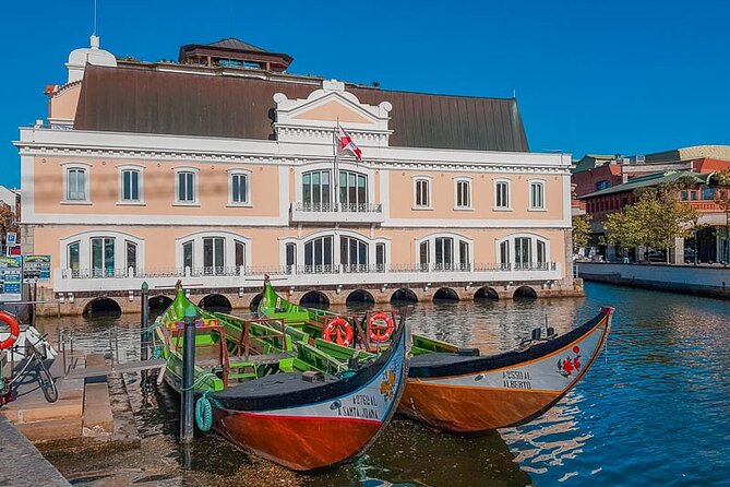 AVEIRO and COSTA NOVA Private Full Day Tour from Porto - Aveiro Free Time: Reset Your Feet
