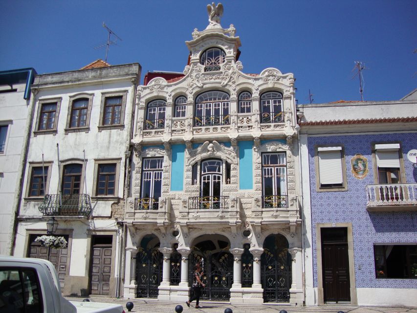 Aveiro: Boat Cruise and City Walking Tour with Sweet Tasting - Ovos moles tasting: the sweet pause that anchors the whole tour