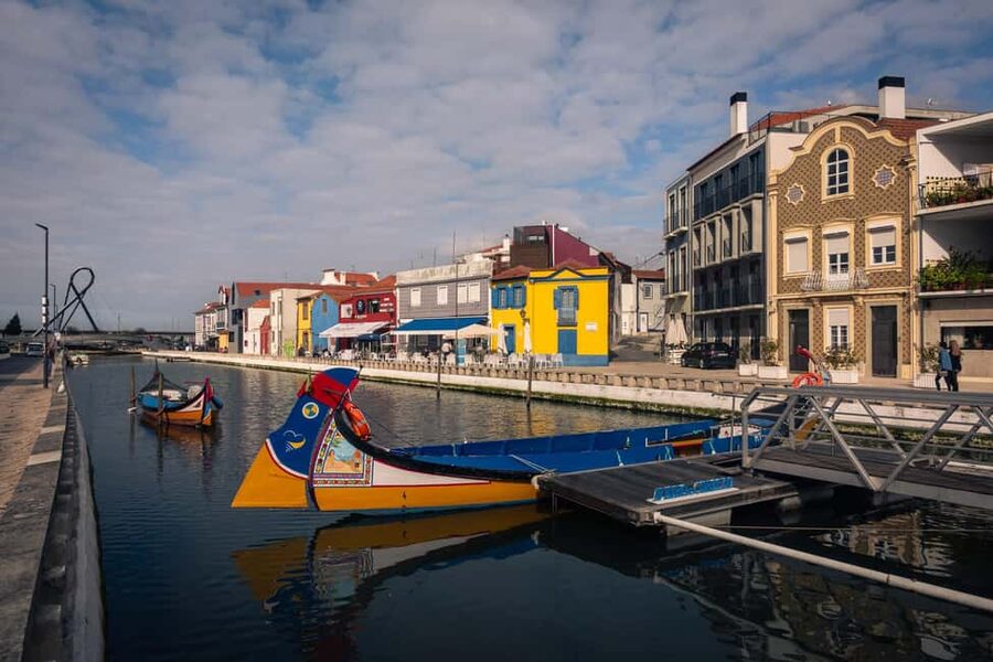 Aveiro: Flexible Walking Tour in Historic Center - Beira Mar village lanes, Rossio Square, and the Central Canal