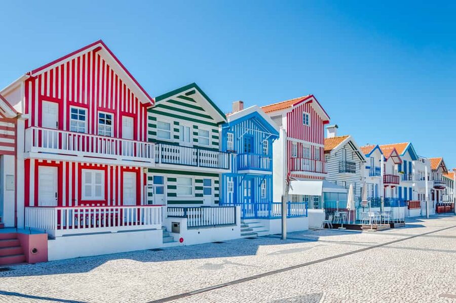 Aveiro: Half-Day Tour from Porto with Cruise - Aveiro on foot: fish market square, canals, and that tiled face of town