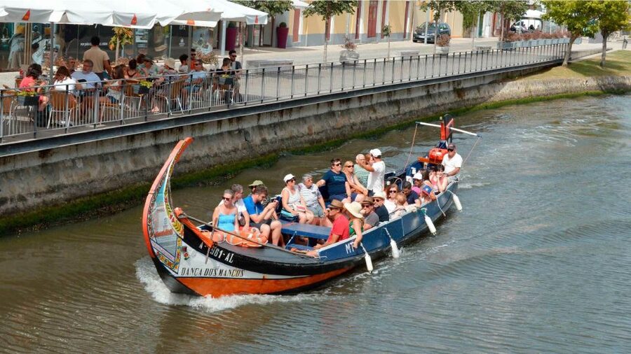Aveiro: Traditional Moliceiro Boat Cruise - Quick hits before you step aboard