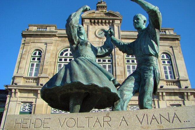 Barcelos, Ponte de Lima & Viana Private Tour (All Inclusive) - Viana do Castelo old town: alleys, tiles, and Santiago route logic