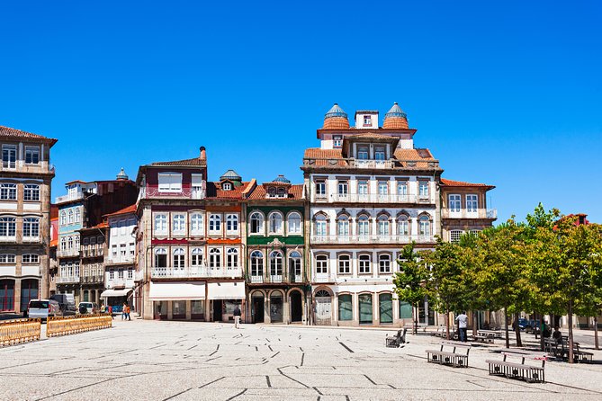 Braga and Guimarães Full Day Private Tour from Porto - Bom Jesus de Monte: Funicular Ride and the Views That Close the Loop