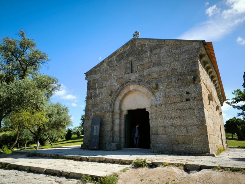 Braga & Guimarães Tour: Small Historical Group Tour - Porto pickup to Guimarães by van: why this tour feels easy