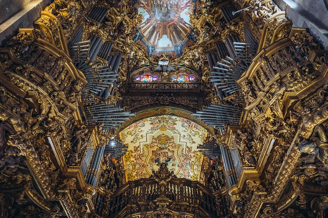 Braga: Half Day Private Tour from Porto - Stop 3: Se de Braga Cathedral, where the archbishops left marks