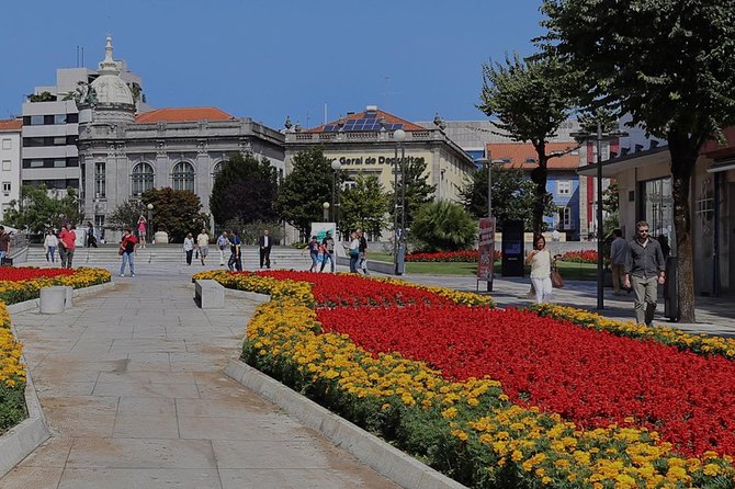Braga - Roman & Baroque / Full Day - from Porto - Avenida da Liberdade and Palacio do Raio: Baroque shows up in everyday places