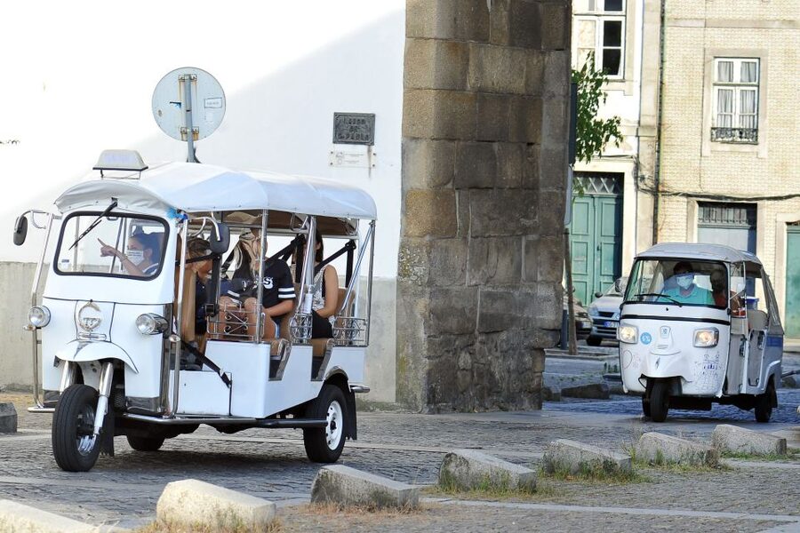 Braga: Tuk Tuk City Tour - Biscainhos Museum, Carmo Church, and Braga’s Everyday Cultural Pulse
