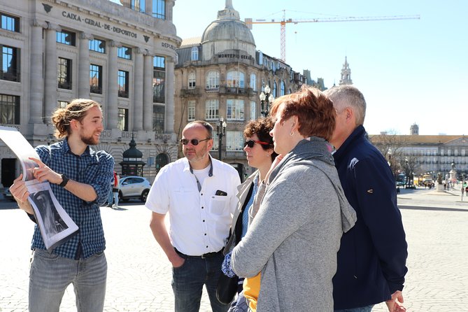City tour through historic center of Porto with many insider tips 3 1/2 hrs. - Freedom Square and Carlos Alberto: history plus where to eat