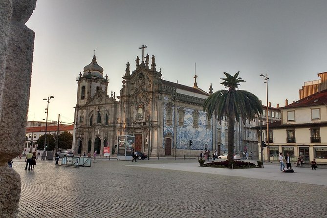 City tour through historic center of Porto with many insider tips 3 1/2 hrs. - Clérigos tower from the outside, plus a central garden reset