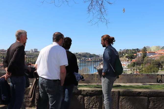 City tour through historic center of Porto with many insider tips 3 1/2 hrs. - Miradouro da Vitoria: your best quick lesson on port wine