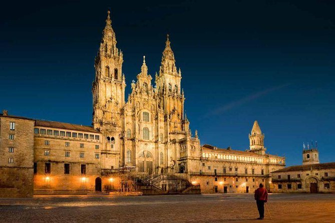 Day Trip from Porto to Santiago de Compostela and Valença - 7:30 am departure from Porto, and what that means for your day