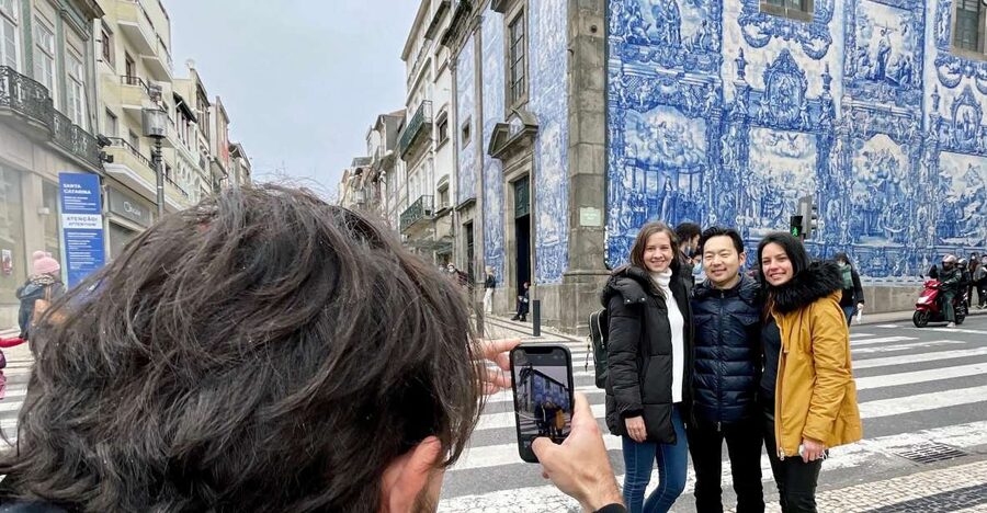 Discover Porto - A Private Walking Tour w/ Authentic Tasting - The 3-hour Porto route, how it flows from station to city views