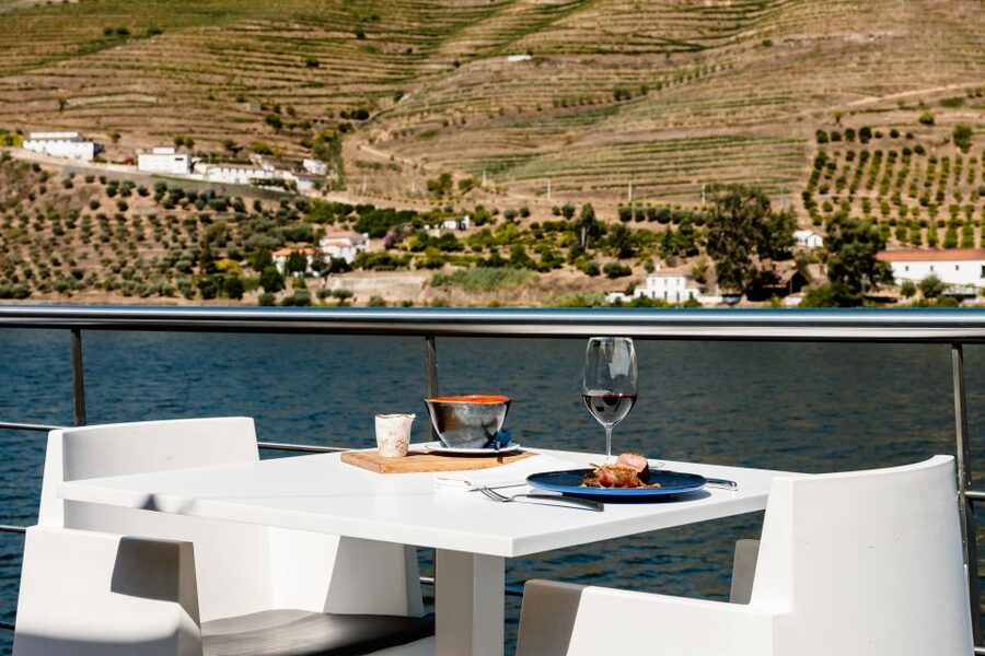 Douro Luxury - Private Cruise Premium Winery and Restaurant - Wine Pairing Lunch With Big-View Restaurants