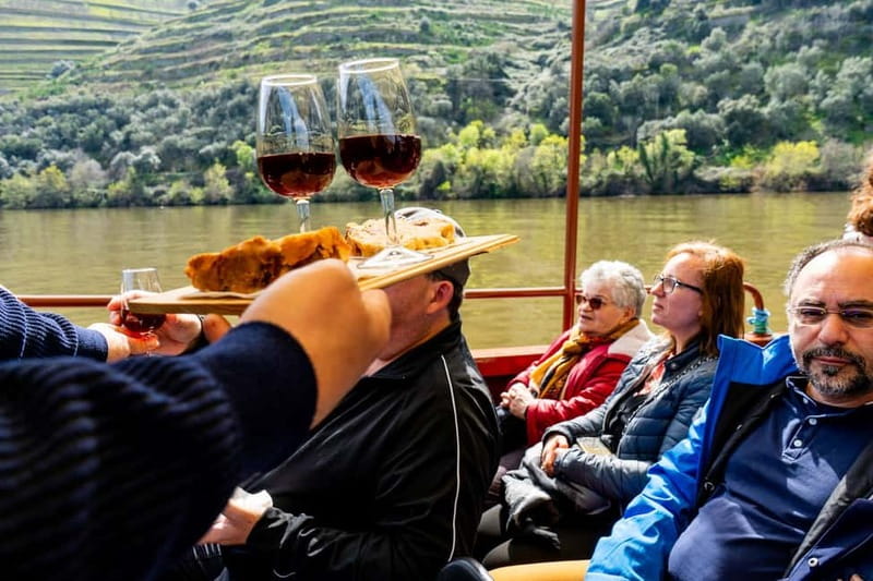 DOURO PREMIUM - Lunch at a Quintinha, Plus Wine Pairing Time