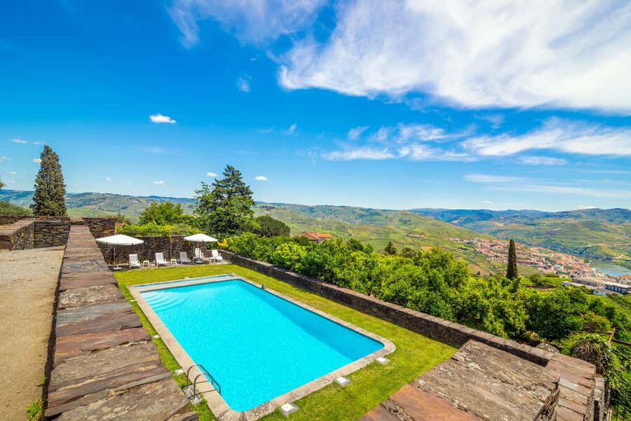 Douro: Quinta de Santa Júlia Lunch, Tour, & Wine Tasting - After lunch: vineyards, gardens, and woodlands at your pace