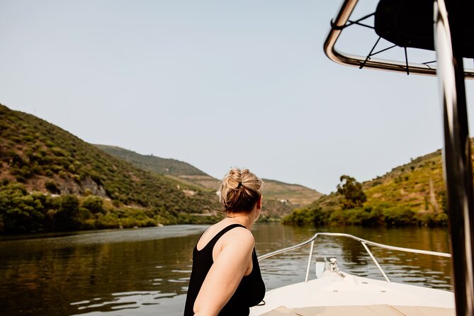 Douro River Cruise - Private River Cruise - Pinhão 1 Hour - Meeting at Cais Deltatur: Simple, Dock-Based, No Drama