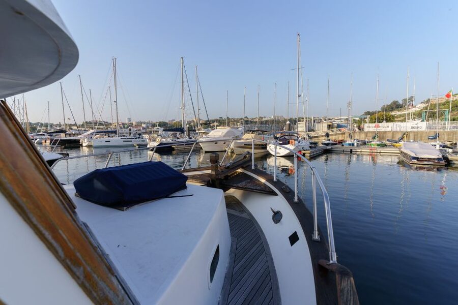 Douro River: Party Boat Tour - Value and pricing: $648 per group, how to decide
