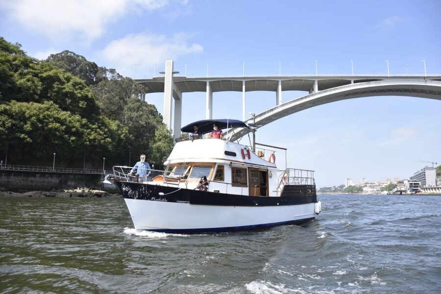 Douro River: Party Boat Tour - Should you book Sailing360 Douro’s Douro River party boat?