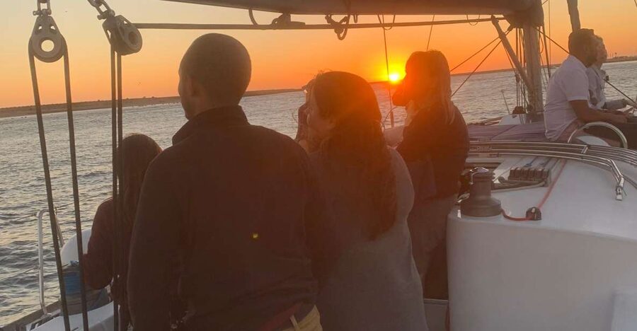 Douro Sunset Sailboat Experience in Porto - Dom Luis I Bridge and Ribeira: classic views, best from water level