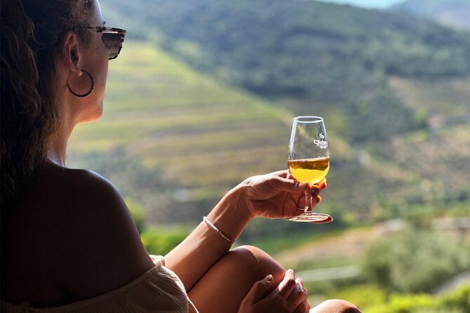Douro Valley Full Day Tour with River Cruise and Wine Tastings - What to pack and how to enjoy the day without rushing