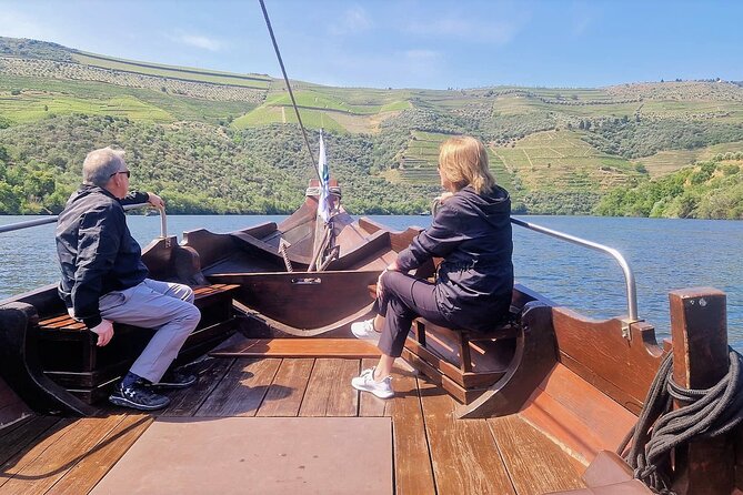 Douro Valley-Private Experience-Specialized Guide, Lunch, Boat,wineries,tastings - Pinhão Town: Heart of the Valley, Boat Cruise Included
