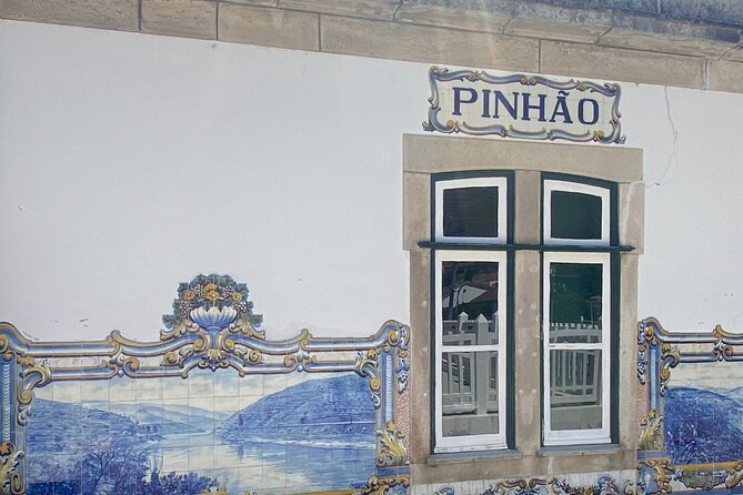 Douro Valley Private Tour: 2 Farms, Lunch & Boat Trip - Sabrosa Lunch at a Wine Farm: Table Wine All Meal, Port to Finish