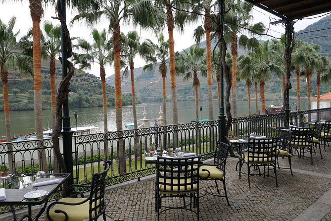 Douro Valley private tour with wine tasting and boat tour - Pinhão boat tour on the Rio Douro for about 1 hour
