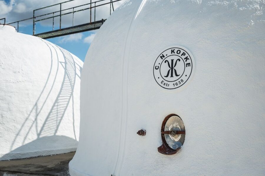 Douro Valley: Quinta de S. Luiz Winery Tour and Tasting - A 1-hour visit at the world oldest Port wine house