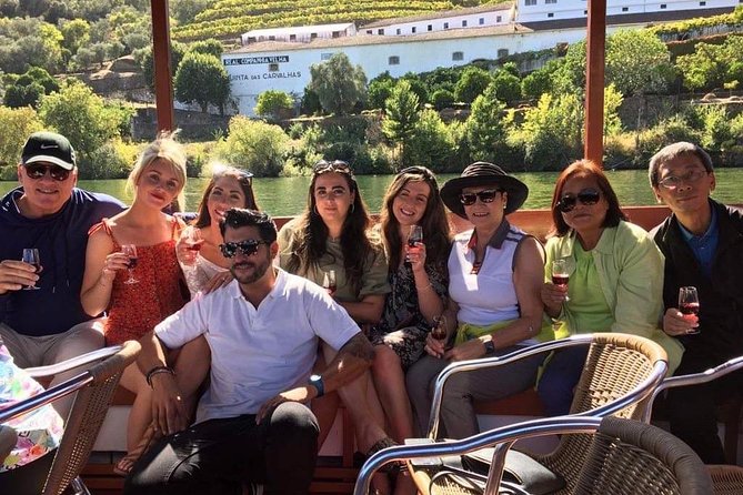 Douro Valley Tour: Wine Tasting, Cruise and Lunch from Porto - Transport, group size, and how the day actually feels