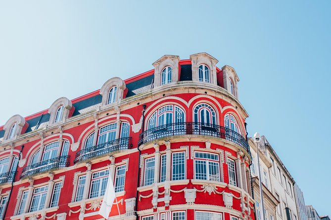 Explore the Instaworthy Spots of Porto with a Local - The Fernandine Walls: turning history into composition