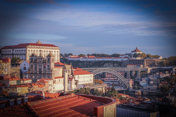 Fado Dinner Show and Night Lights Tour in Porto - Coastbound route to Matosinhos and the lighthouse area