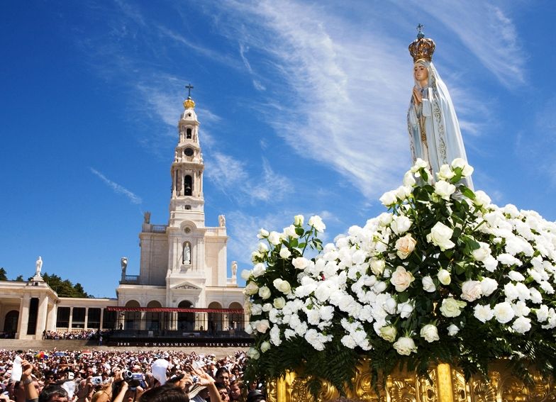 Fátima and Coimbra Full-Day Tour from Porto - Santuário de Fátima: the spiritual heart, with real time to take it in
