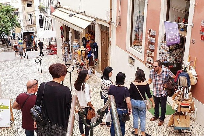 Fátima & Coimbra: Full Day Private Tour from Porto - Rua dos Pastorinhos and Aljustrel: the story at cottage scale