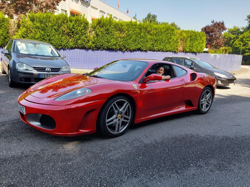Ferrari driving experience in Braga - Private group energy, with an instructor in charge