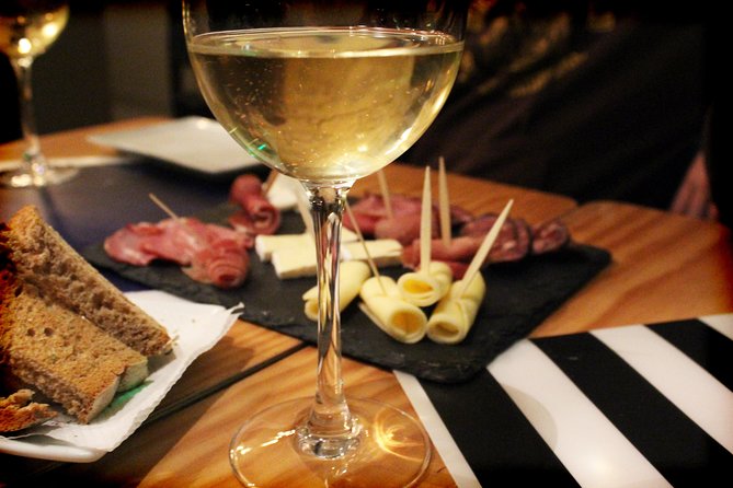 Food Tasting Tour - Stop flow with real purpose: from cafés to bridges to wine rooms