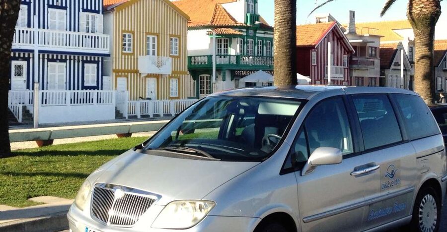 From Aveiro: Barra Beach Lighthouse & Costa Nova Guided Tour - Key things I’d watch for
