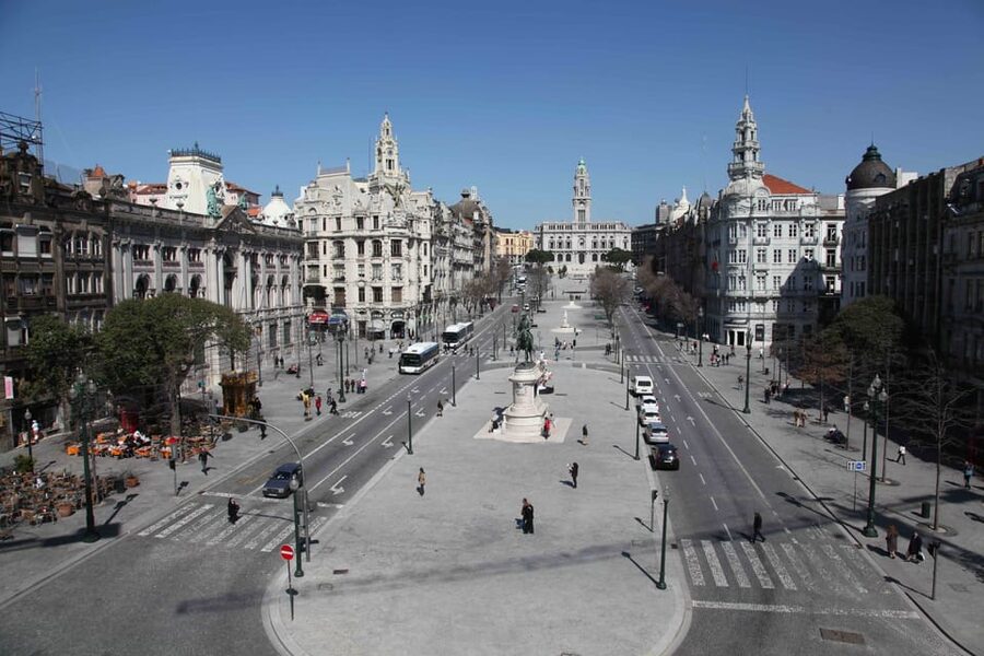 From Lisbon: Porto City Tour and Wine Tasting - São Bento Station tiles, the stop that turns quick into memorable