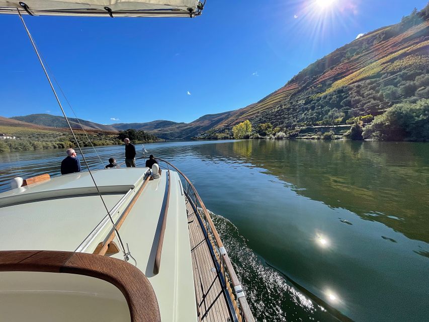 From Pinhão: Private Yacht Cruise along the Douro River - Inside the yacht: 360 views, open roof, and onboard comfort