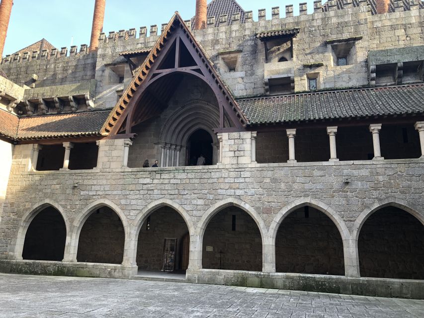 From Porto: Braga & Guimarães with Lunch Small Group Tour - Weather, comfort, and what to pack for this route