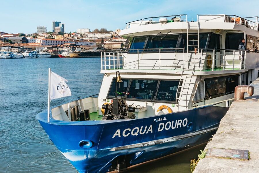 From Porto: Douro River Cruise to Régua with Lunch - Régua: A Small City Break That Feels Worth It