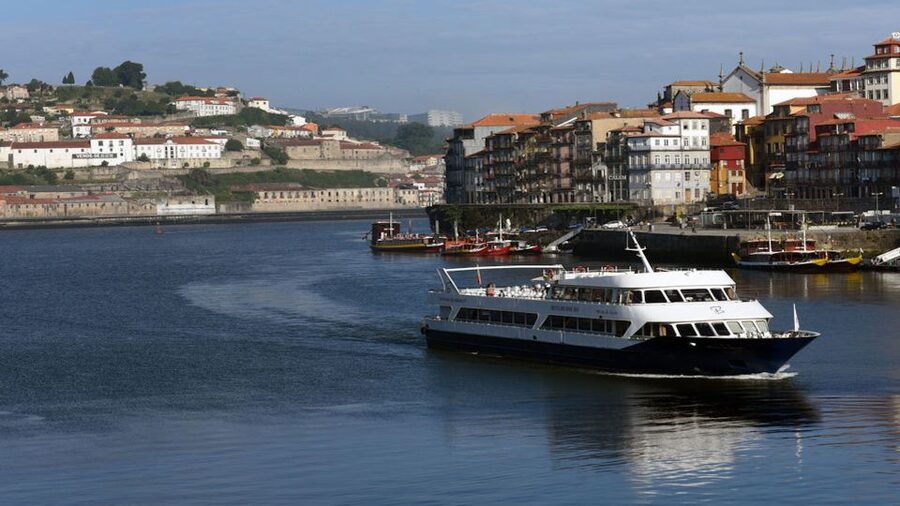 From Porto: Douro River Cruise, Winery Visit & Lunch - Key highlights at a glance