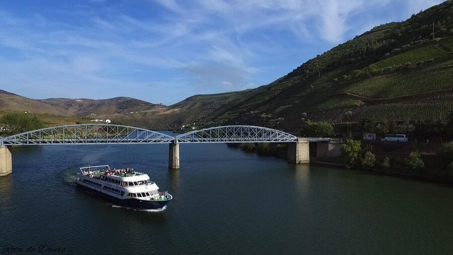 From Porto: Douro River Cruise, Winery Visit & Lunch - Porto to Pinhão by boat: why this works as a day plan