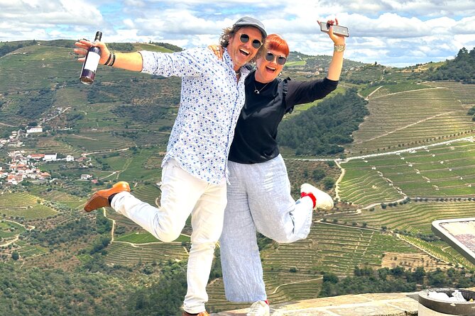 From Porto: Douro Valley Tour with 2 Wineries, Lunch and Cruise - Sabrosa farm time: wine, olive oil, and honey first