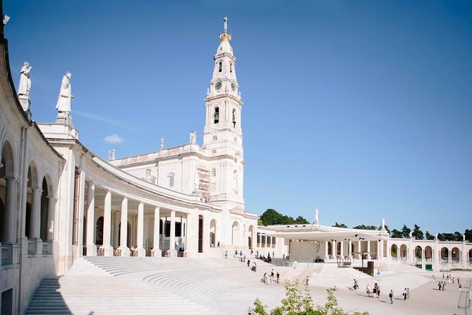 From Porto: Fátima and Coimbra Full Day Tour - Fátima, beyond the crowds: how the town fits the story